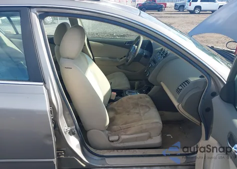 2011 Nissan Altima 2.5 S z USA, uszkodzony, nr VIN 1N4AL2AP4BN443069